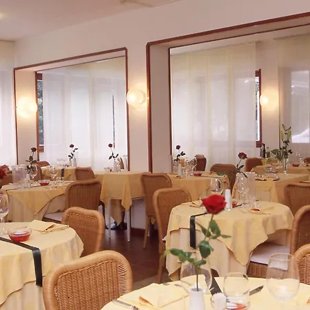 Hotel Mar Del Plata 4*