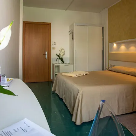 Hotel Mar Del Plata 4*